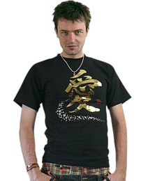 японская дизайнерская футболка с каллиграфией. Интериа Японика