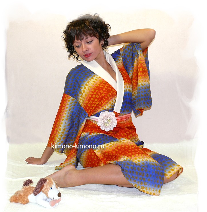 японский винтаж: шелковое кимоно в технике шибори