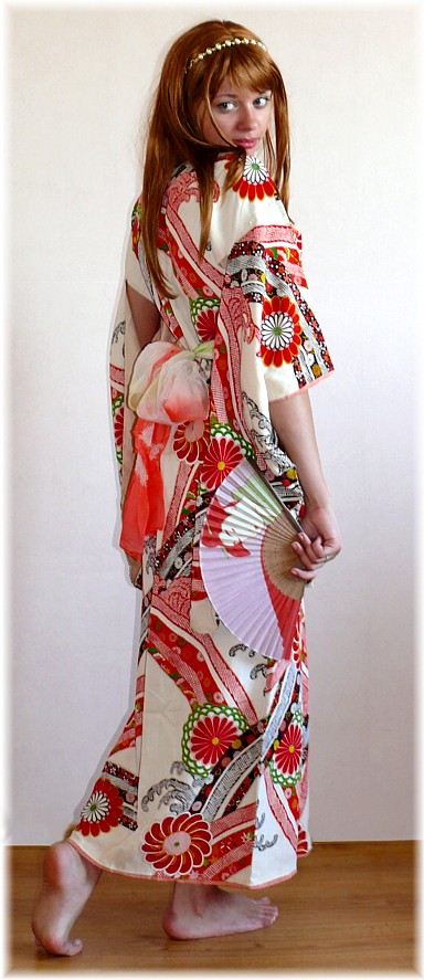 антикварное японское шелковое женское кимоно