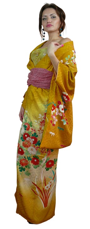 японское традиционное женское шелковое кимоно и пояс-оби