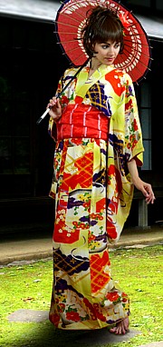 шелковое японское традиционное кимоно, винтаж