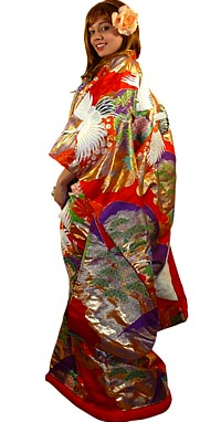 кимоно невесты в интерьере