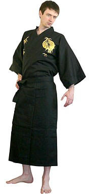 япоское мужское кимоно с вышивкой
