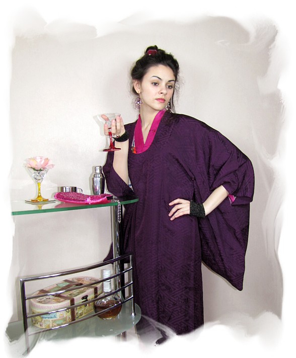 японская одежда: мичиюки - длинный двубортный  жакет 