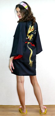женский халат-кимоно с вышивкой и подкладкой