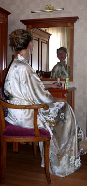 японское кимоно из натурального шелка, сделано в Японии
